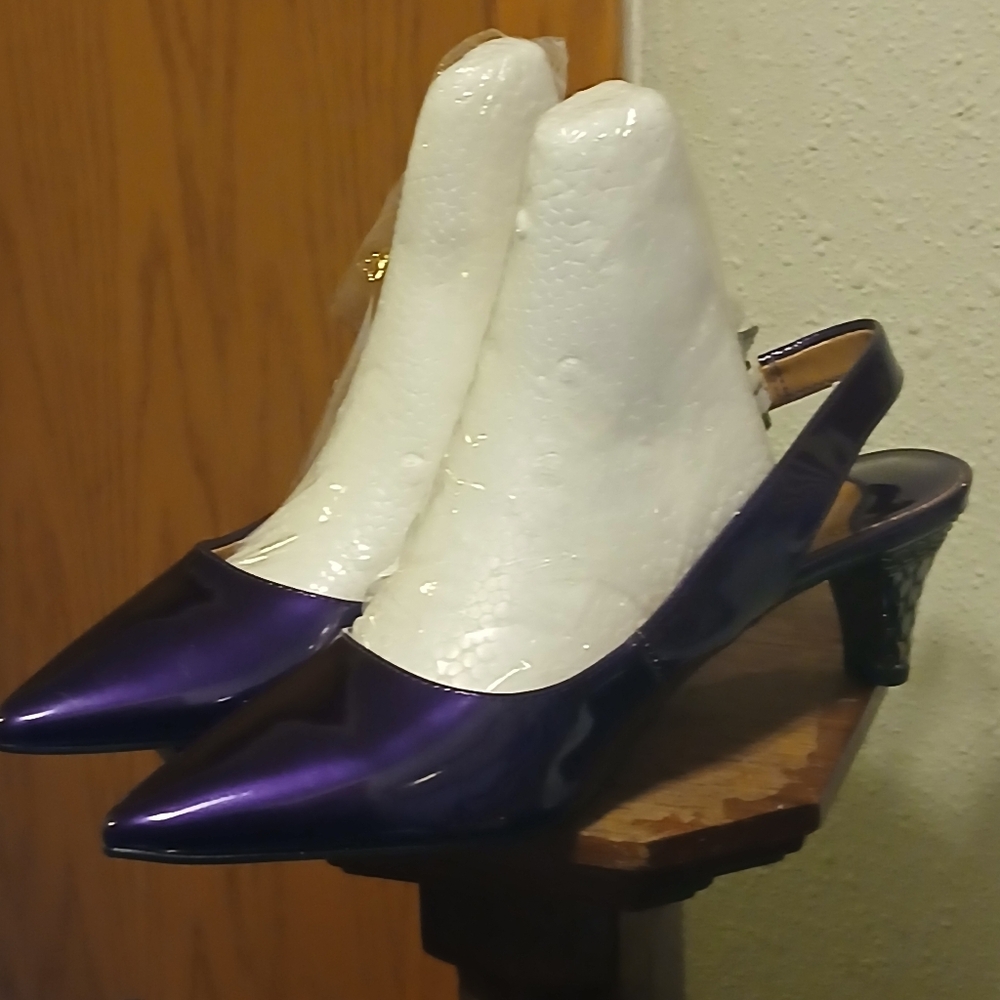 Renee Maressa Purple Patent Slingback Pumps Sculpted Scale Heel Size 6M - Picture 3 of 7